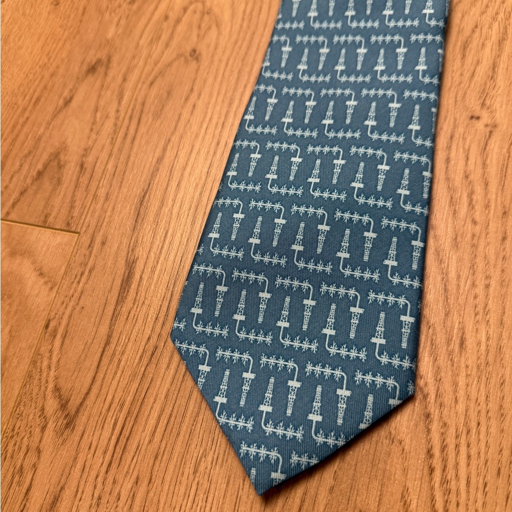 Vineyard Vines Men's Silk Ties - Picture 4 of 11